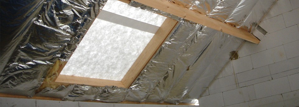 <a href=http://www.vanbaelen-toitures.be/produits/toiture/>Isolation</a>